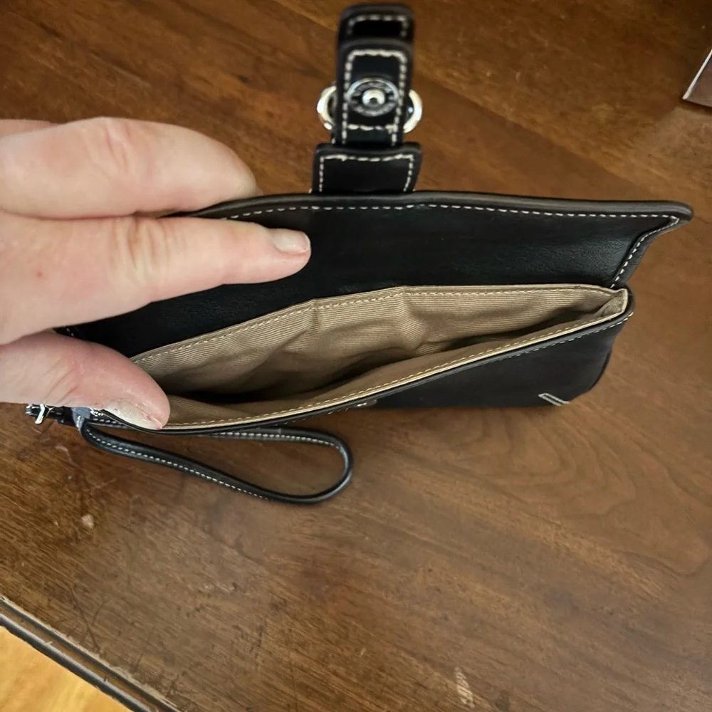 Coach Black Leather Wristlet with Silver Buckle - Picture 4 of 5